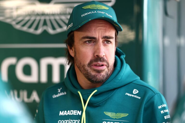 #Deportes: Aston Martin revela la razón del problema de frenos de Alonso en China #F1