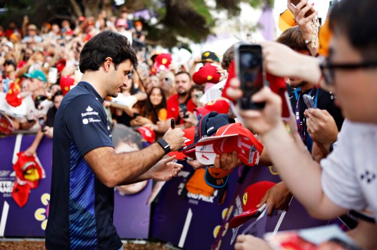 #Deportes: ¡Habrá grada Sainz en el GP de España 2025 de F1! #F1