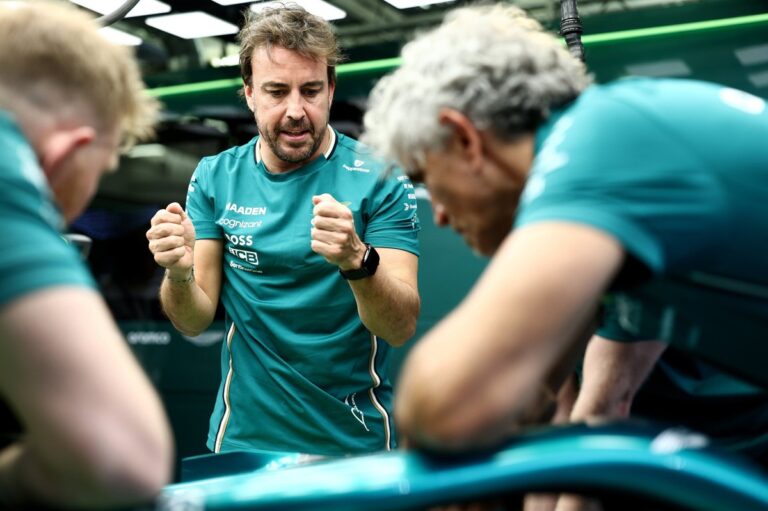 #Deportes: Fernando Alonso explica su increíble incidente con el volante en Bahrein #F1