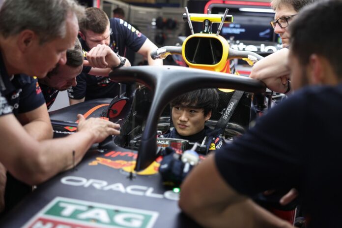 1745165648_yuki-tsunoda-red-bull-racing.jpg