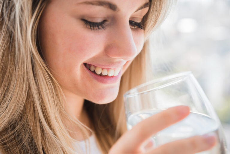 #Salud: Esto es lo que pasa cuando bebes agua con limón todos los días