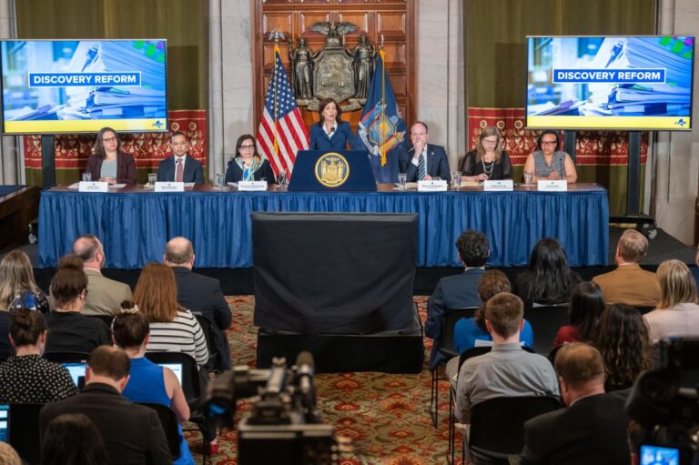 Gobierno estatal de NY avanza en reformas en la justicia penal e inyectará millones al Subway