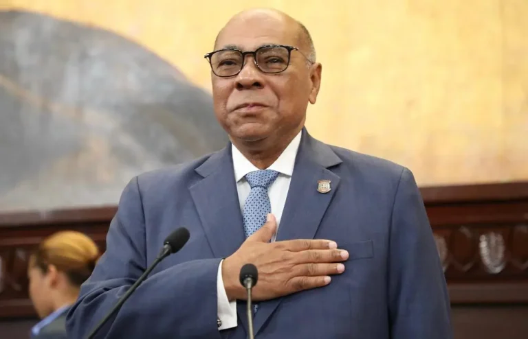 Milton Ray designado coordinador de comisión para estudiar normativa migratoria