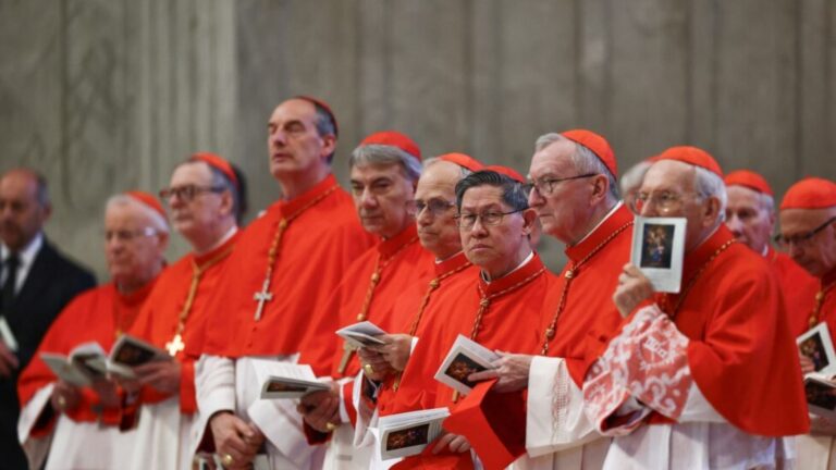 El cónclave para elegir al nuevo papa iniciará el 7 de mayo