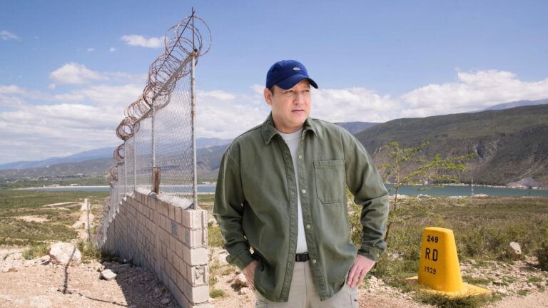 Propone construir un muro fronterizo real y seguro