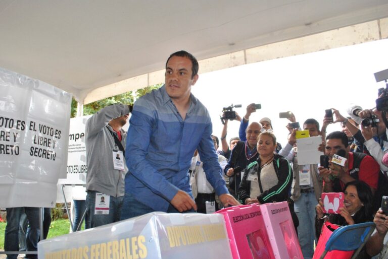 Tribunal mexicano estudia denuncia contra exfutbolista Cuauhtémoc Blanco