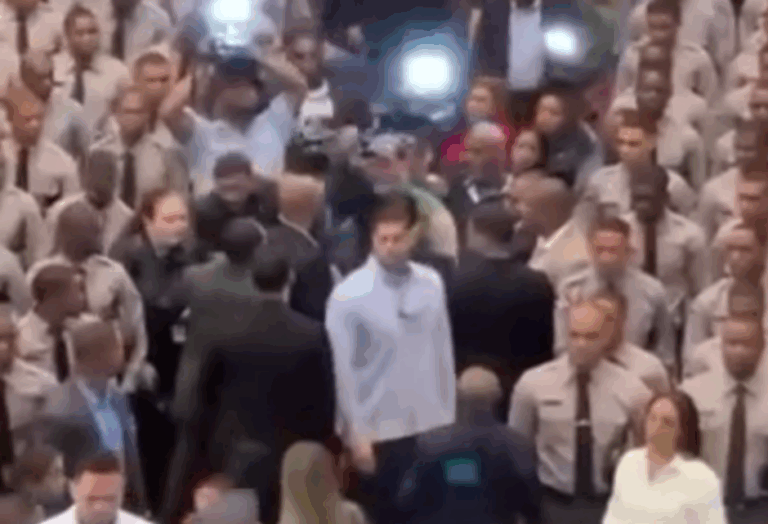 Otro ángulo del incidente entre seguridad de Raquel Peña y periodistas – #DeInteres   #FVDigital