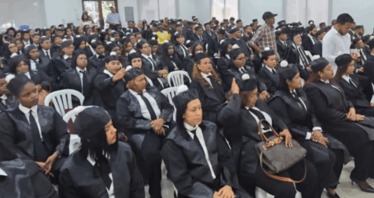 Colegio de Abogados juramenta 400 nuevos miembros – #DeInteres   #FVDigital