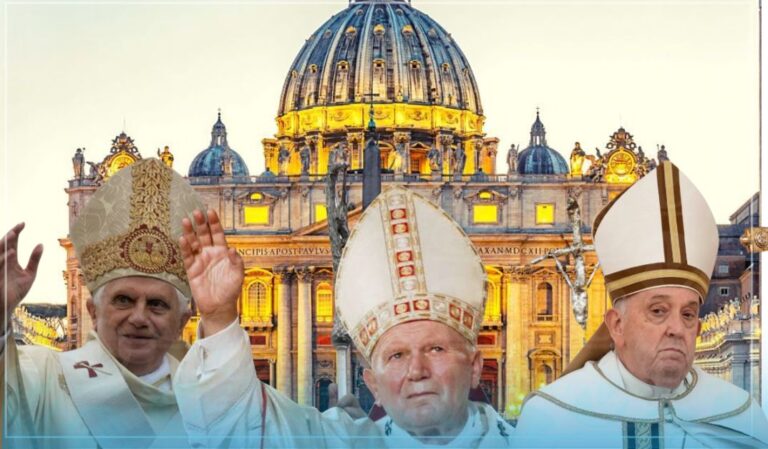 De la majestad a la sencillez: Notables diferencias en funerales papales