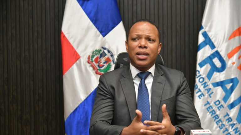 Desmienten prohibición de giro a la izquierda en varias intersecciones
