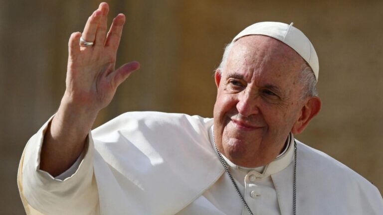 ¿Cómo se elige a un nuevo Papa? proceso y ceremonia