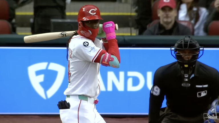 Elly De La Cruz tiene noche histórica con el bate torpedo (video) – #DeInteres   #FVDigital