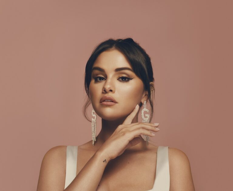 Selena Gómez recibirá premio Mujer del Año 2025 otorgado por Billboard
