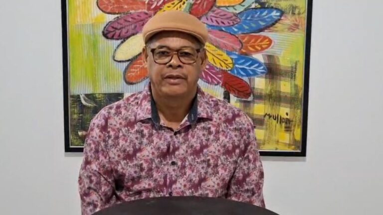 Opiniones encontradas a consideraciones de Roberto Santana de que 4,500 reos duermen en el piso