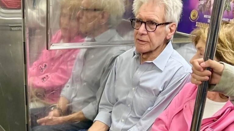 La leyenda de Hollywood Harrison Ford sorprende a usuarios del metro en Nueva York