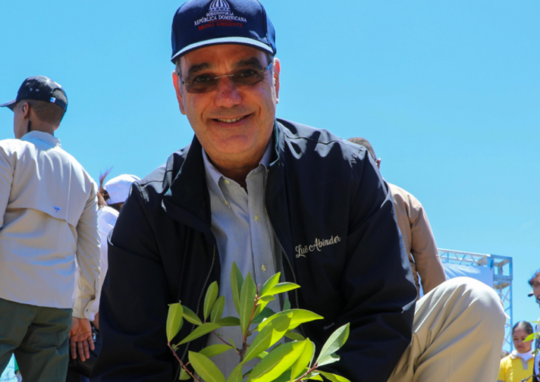 Abinader: “Ningún agrónomo será cancelado” – #DeInteres   #FVDigital
