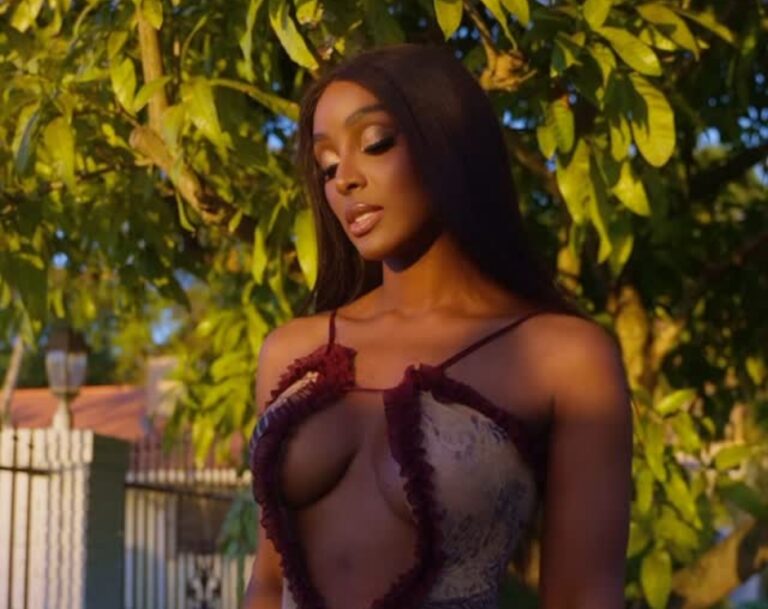 “Me arrepiento de haber dicho cosas de mi intimidad” – #DeInteres   #FVDigital