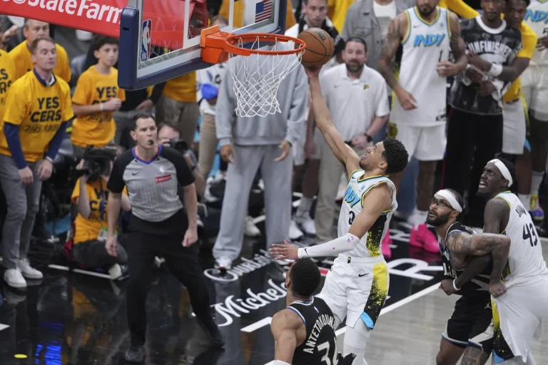 Tyrese Haliburton guía a los Pacers a una victoria épica y elimina a los Bucks en primera ronda