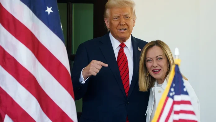 el-presidente-de-eeuu-donald-trump-recibe-en-la-casa-blanca-a-la-primera-ministra-italiana-giorgia-m.webp