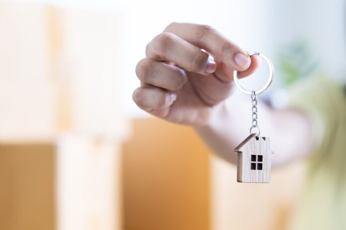 inquilino-alquiler-shutterstock_2330519347.jpg
