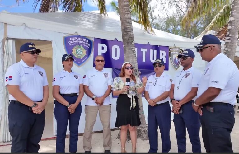Politur destaca buen comportamiento de vacacionistas en Boca Chica durante Semana Santa