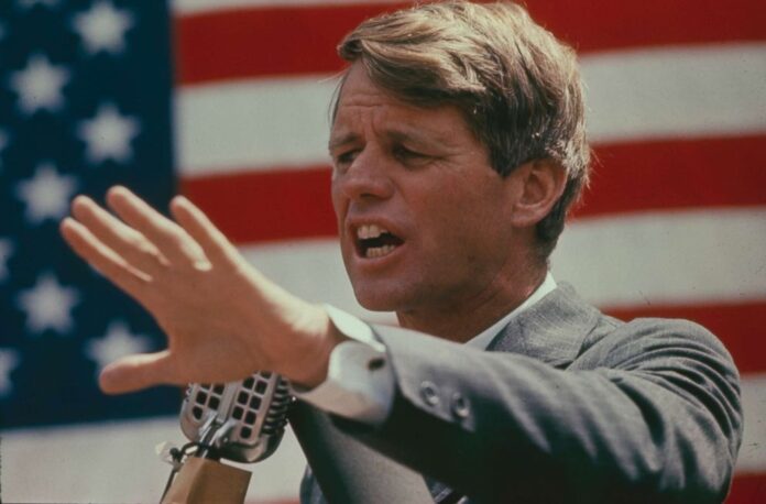 rfk-campaign-11-gty-thg-180601_hpEmbed_23x15_992.jpg