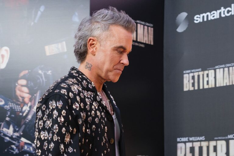 #Salud: Escorbuto, la enfermedad que contrajo el cantante Robbie Williams mientras hacía dieta