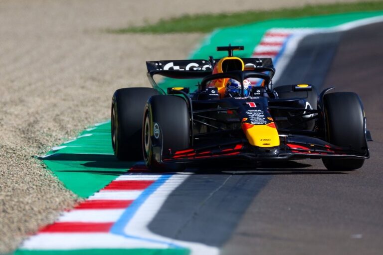Verstappen, “adelantado por los McLaren” en las tandas largas de Imola #F1 #FVDigital