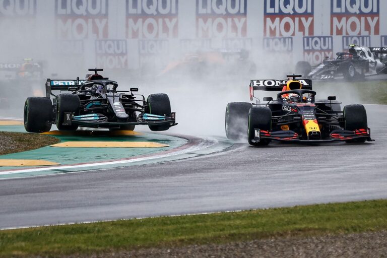 Los mejores adelantamientos de Verstappen en las primeras vueltas de F1 #F1 #FVDigital