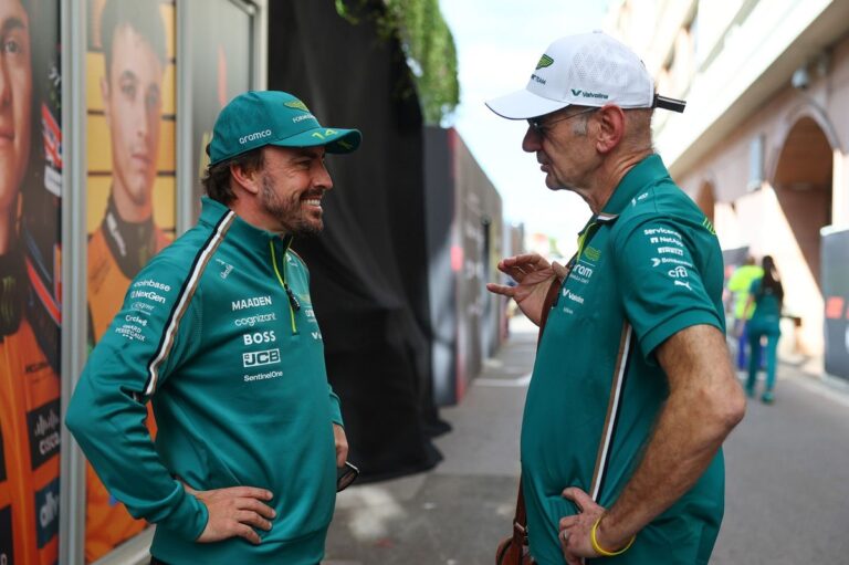 Newey, deseando estrechar relaciones con Alonso, un “personaje genial” #F1 #FVDigital