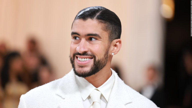 Bad Bunny aconseja dejar la masturbación; dice “uno anda mejor en la vida”