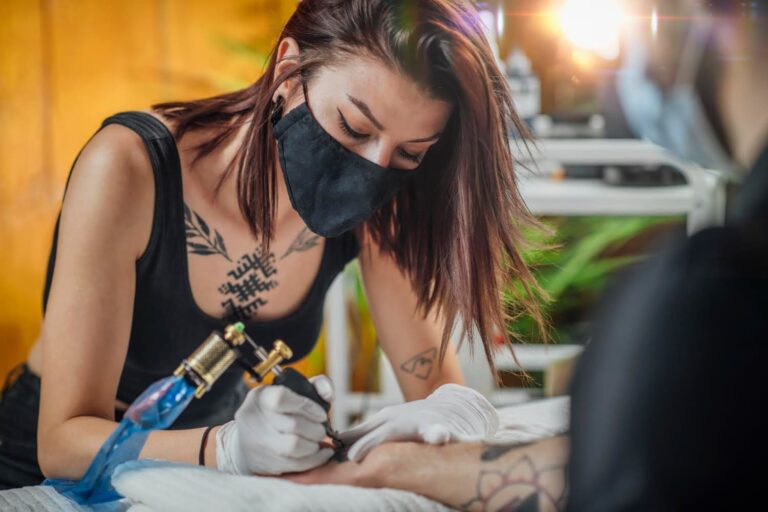 #Salud: Los 10 lugares más dolorosos para hacerse un tatuaje