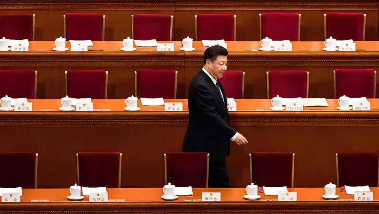 China impone nuevas reglas para frenar el gasto excesivo de funcionarios