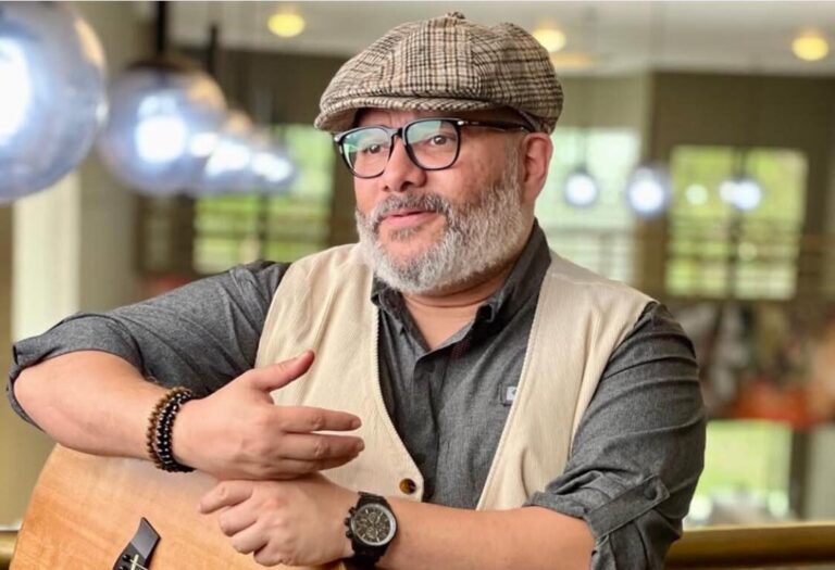 Pável Núñez enfrenta disputa con vecino por sus mascotas #FVDigital