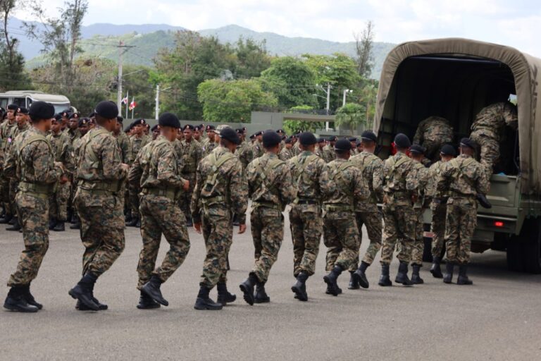 Ejército Dominicano despliega más soldados en la frontera – #DeInteres   #FVDigital