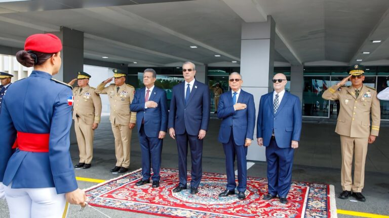 Abinader y expresidentes creen que crisis en Haití es amenaza para República Dominicana