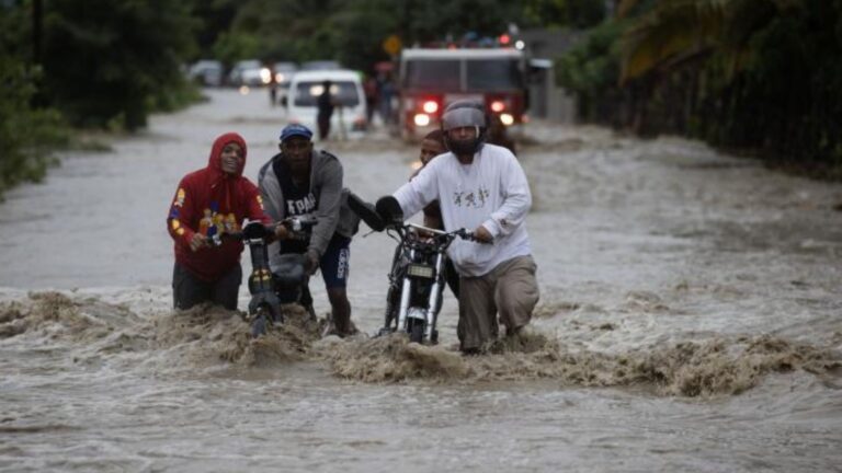 Inundaciones severas amenazan en las próximas 24 a 48 horas gran parte de RD