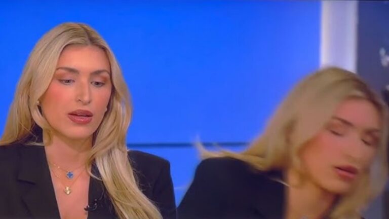 Presentadora colapsa en vivo, colega sigue trabajando normal