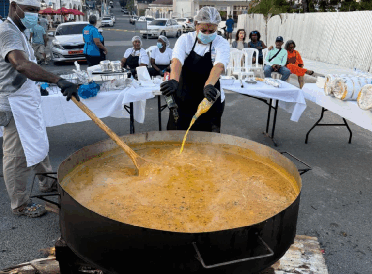 Mega asopao en Samaná – #DeInteres   #FVDigital