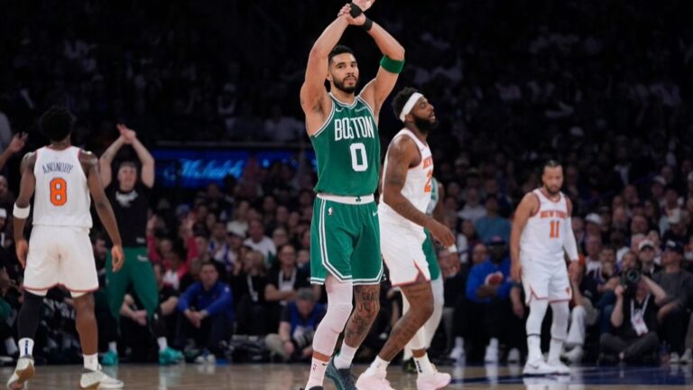 Celtics aplastan a Knicks 115-93 y reducen ventaja de NY 2-1