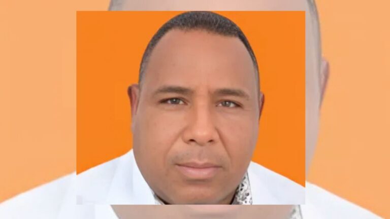 Arrestan alcalde de Monserrat por presunta trata de personas y tráfico