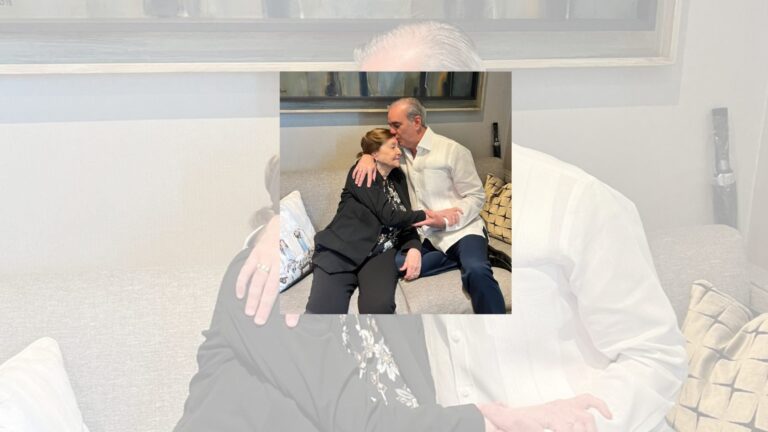 “¡Te quiero mucho mamá! Un fuerte abrazo en su día a todas las madres”