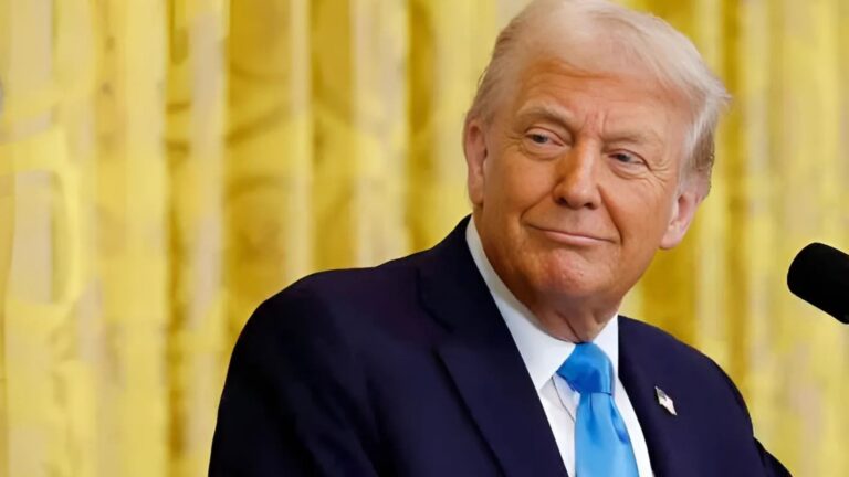Trump felicita al nuevo papa Robert Francis:«Es un gran honor»