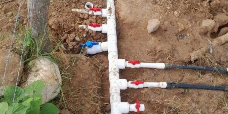 Alcalde de Sabana Yegua condena conexiones ilegales al sistema de agua #FVDigital