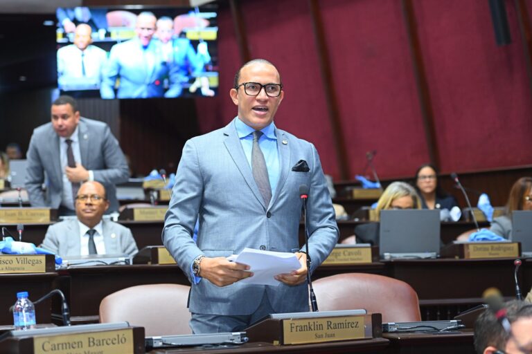 Frank Ramírez solicita al ministro David Collado instalar una oficina de turismo en San Juan
