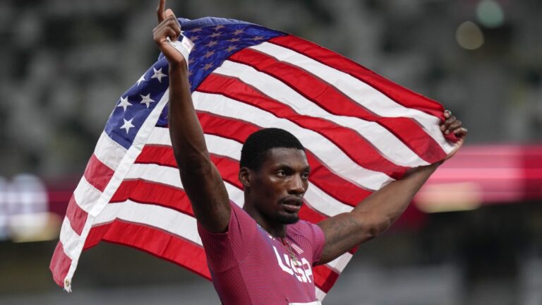 Medallista olímpico Fred Kerley se declaró no culpable tras ser arrestado en Miami por supuesta agresión a su expareja