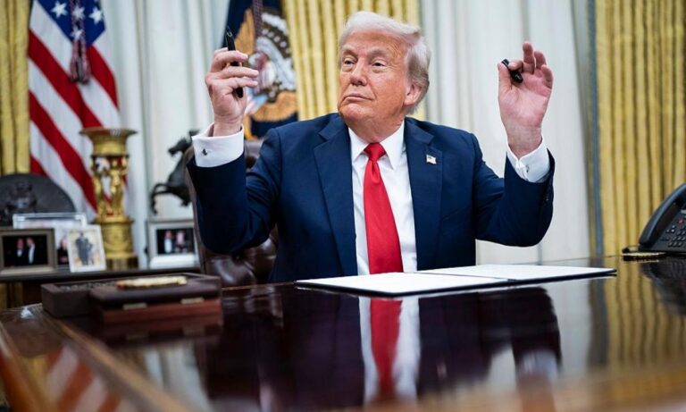 Trump firmará mañana una orden para reducir hasta un 80 % precio de medicinas con receta #FVDigital