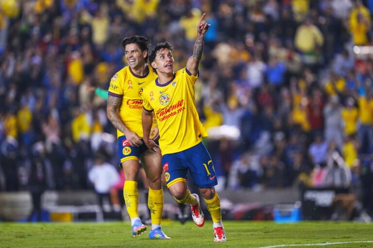 América ni se despeinó para seguir su camino al tetracampeonato a costa del Pachuca 2-0 #FVDigital