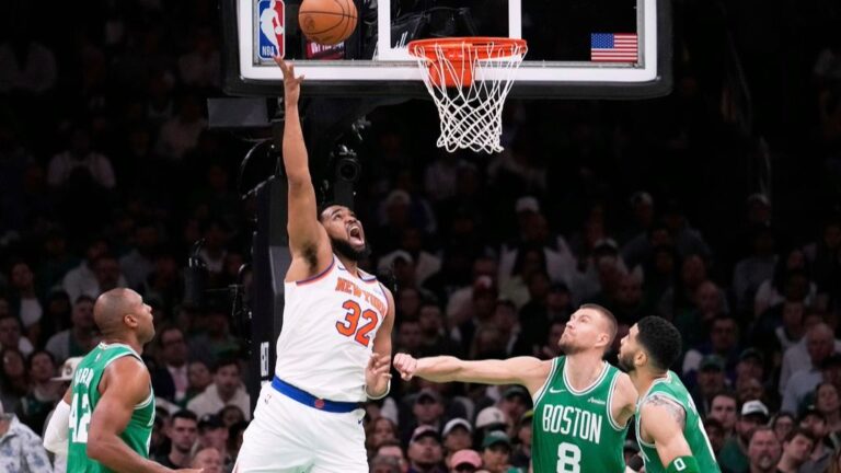 Knicks se ponen 2-0 ante Celtics tras remontar 20 puntos