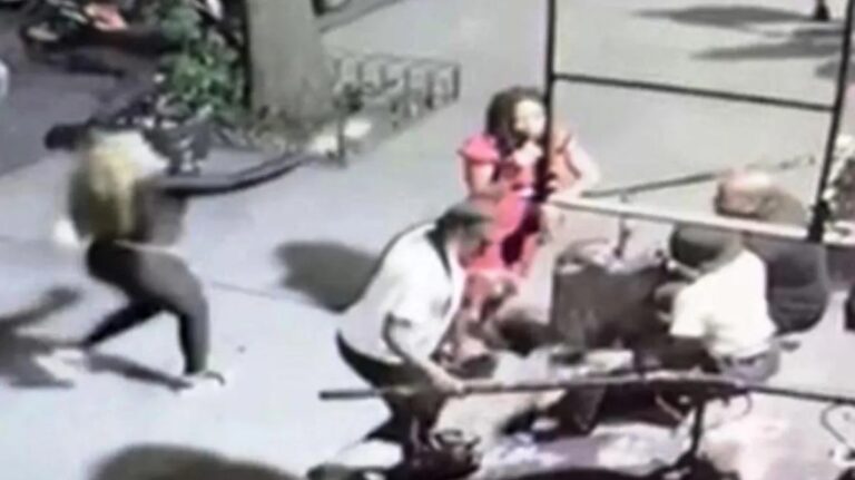 Mujer sentenciada a 23 años de cárcel por matar a tiros a su amiga en vigilia en Brooklyn